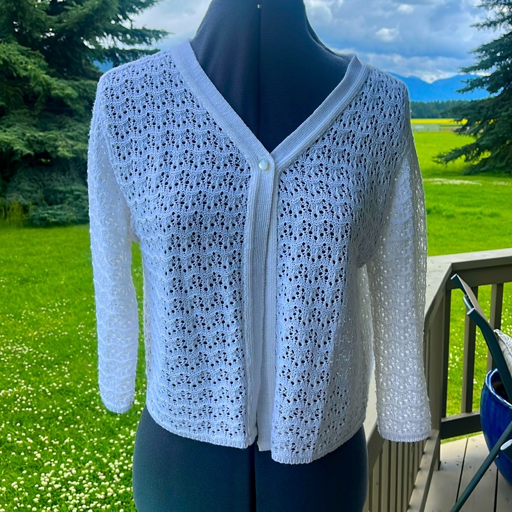 Sweet Kizz 90s White Knit Cardigan